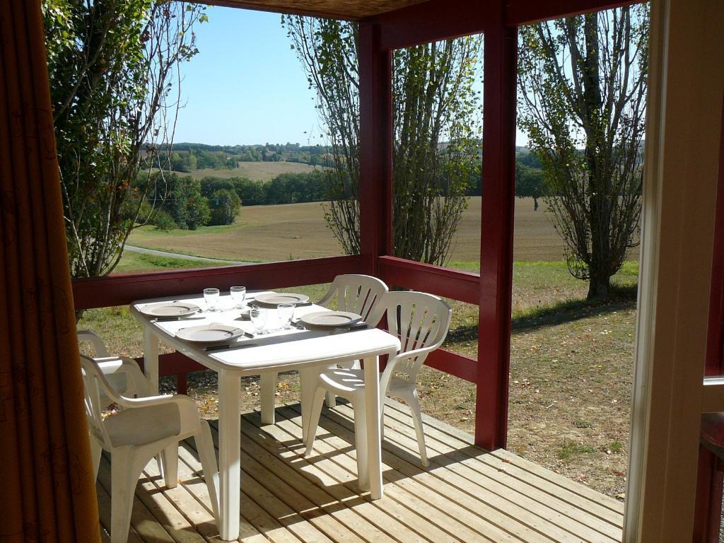 Les Chalets Des Mousquetaires Mirepoix  Bilik gambar